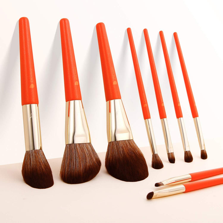 9-Piece Deer Series Makeup Brush Set with Bag - Perfect for Foundation, Blending, Blush, and Eyeshadow!