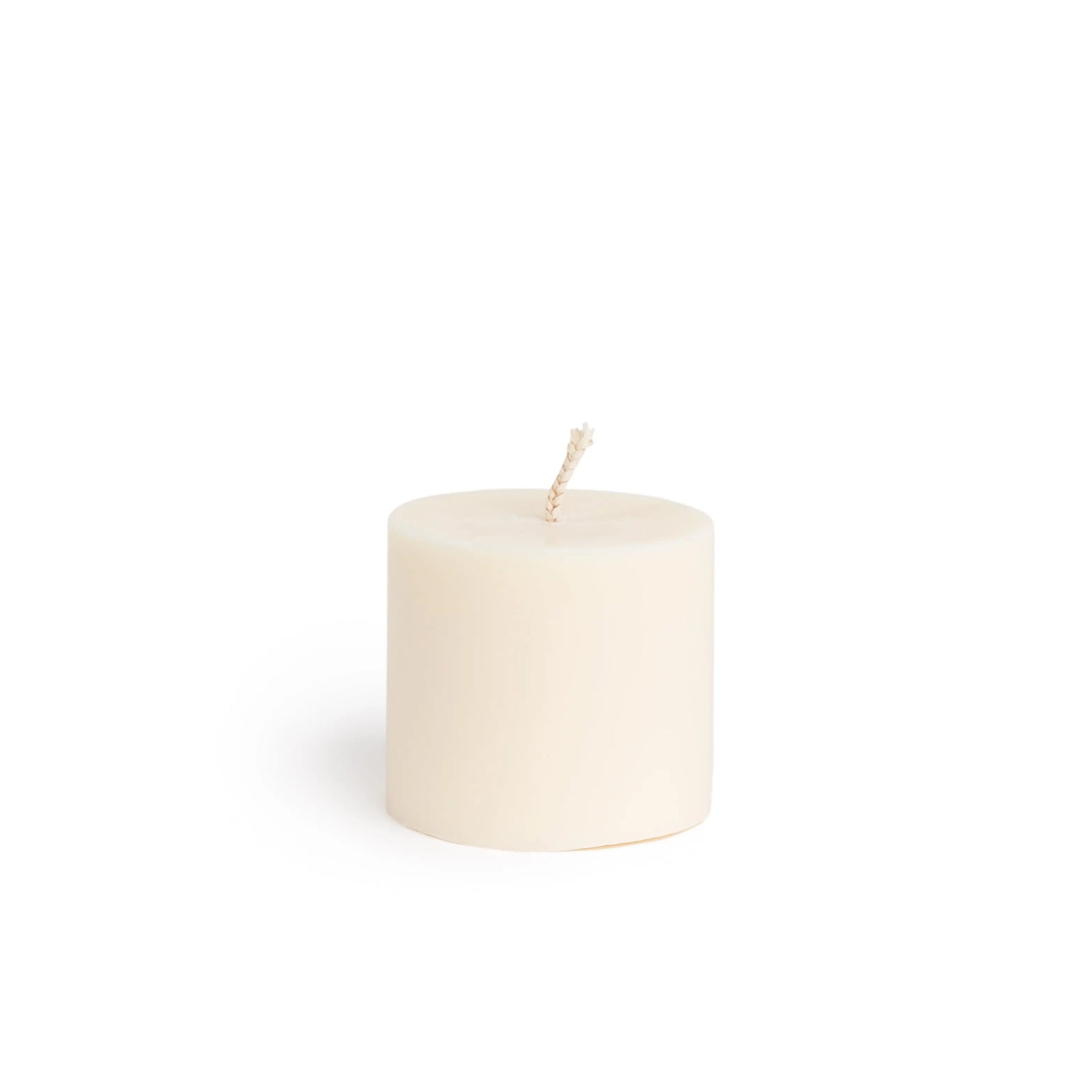 Cylinder shape rapeseed wax pillar candle - Get Me Products